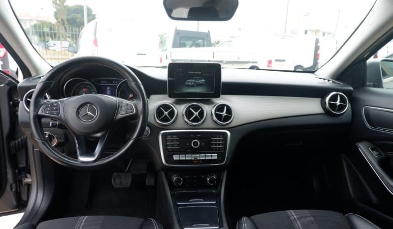 Mercedes-Benz GLA 180 Automatic URBAN 1.5 110HP Euro 6