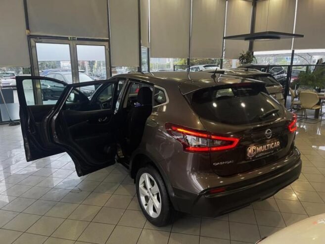 NISSAN QASHQAI 1.5d Acenta 115hp