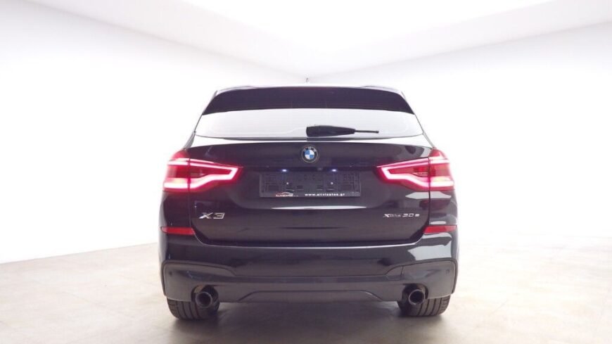 BMW X3 X-DRIVE 30E