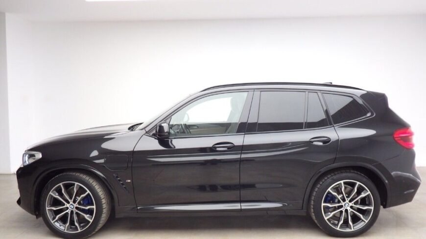 BMW X3 X-DRIVE 30E